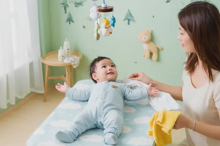 宝宝四肢经常起湿疹能治好吗(图2)