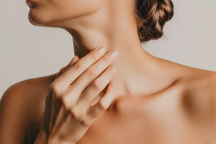 女人脖子经常长湿疹可以治好吗(图4)