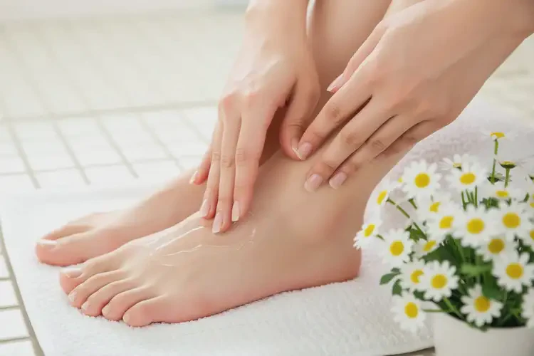 女人脚上起湿疹可以治好吗(图3)