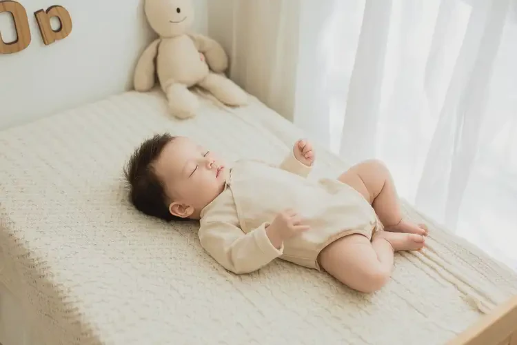 宝宝小腿经常长湿疹能治好吗(图1)