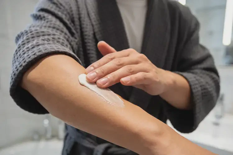 男人身上出现湿疹可以治好吗(图1)