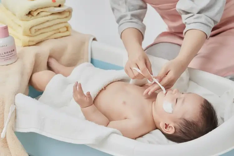 婴幼儿四肢出现湿疹能治好吗(图2)