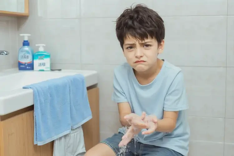 小学生肛周偶尔长湿疹能不能彻底自愈(图1)