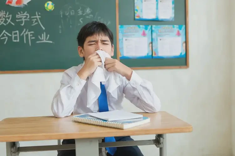 中学生四肢经常起湿疹可以治好吗(图2)