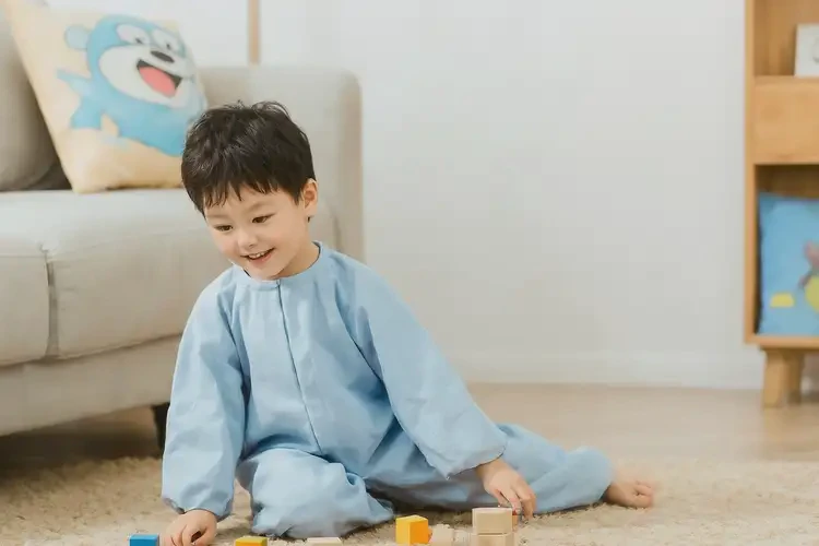 少儿四肢偶尔起湿疹能治好吗(图1)