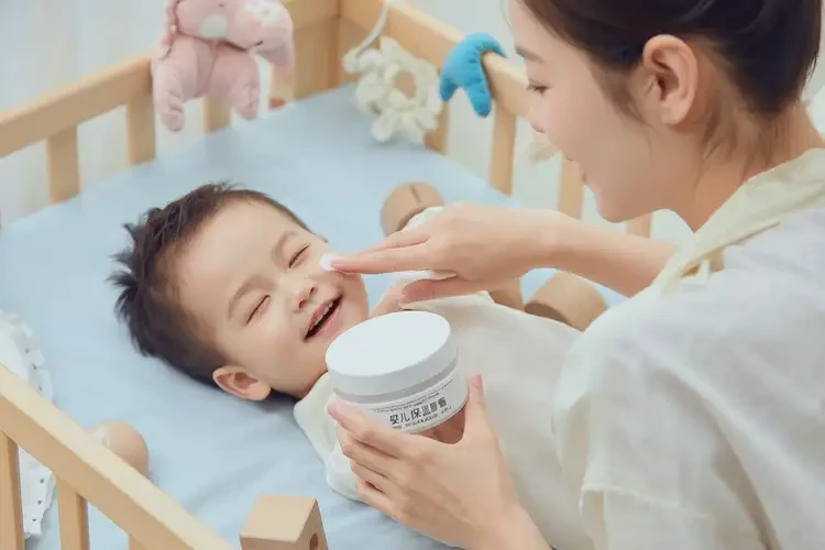 小孩肚子起湿疹能治好吗(图2)