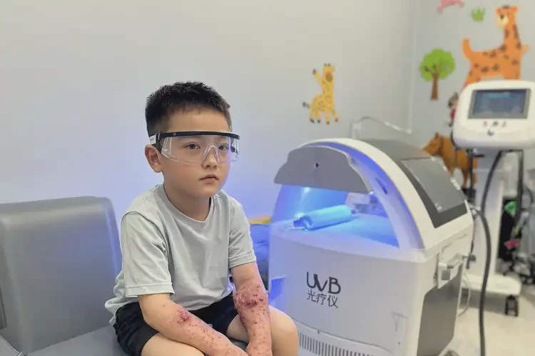 小孩手臂起湿疹能治好吗(图2)