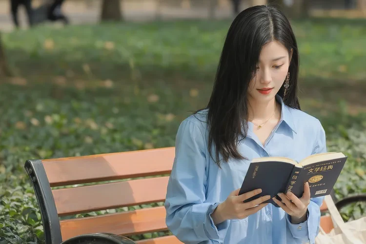 女性脖子上容易起湿疹可以治愈吗(图2)