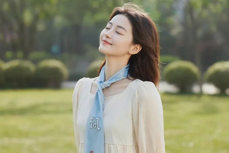 女生脖子容易起湿疹可以治愈吗(图2)