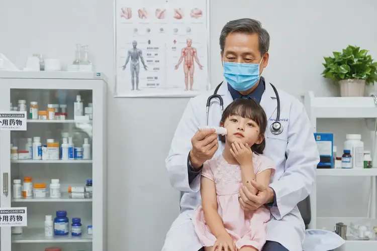 儿童脸上经常长湿疹能治好吗(图3)