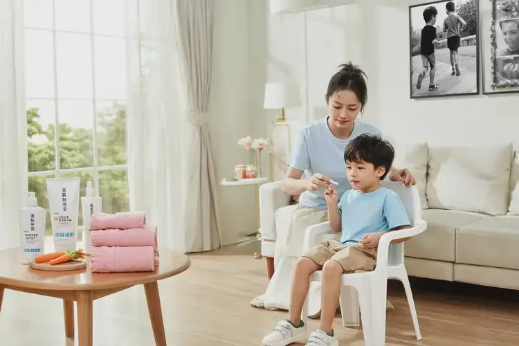 小孩四肢容易长湿疹能治好吗(图1)