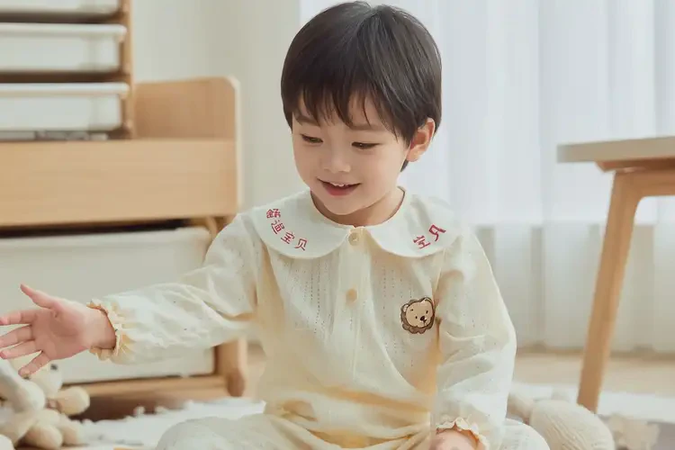 儿童脖子出现湿疹能治好吗(图2)