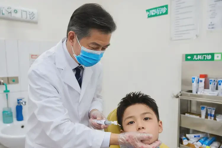 儿童脖子上有湿疹能治好吗(图3)