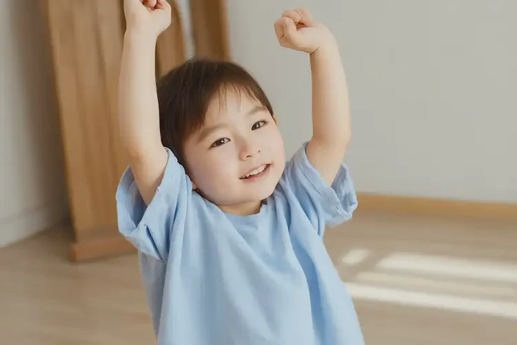 儿童手臂偶尔长湿疹能治好吗(图2)