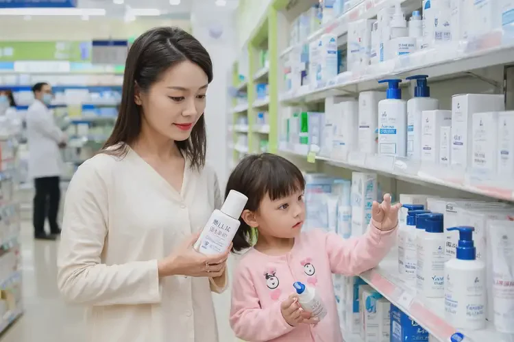 孩子全身容易起湿疹能治好吗(图1)