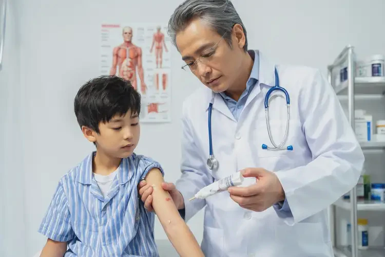 小孩大腿偶尔长湿疹能治好吗(图3)