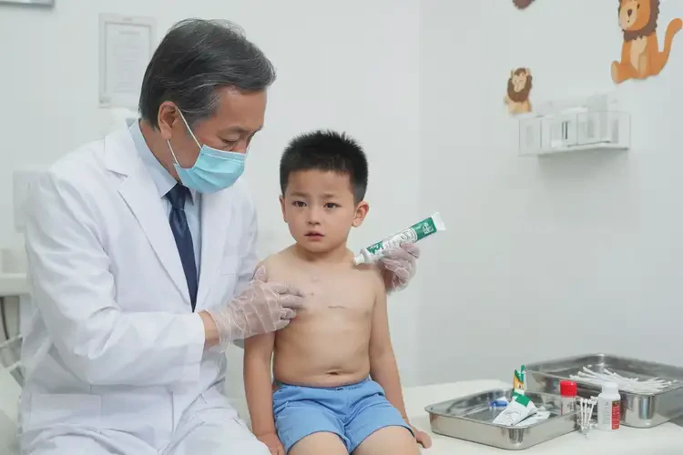 小孩肛周长湿疹能治好吗(图3)