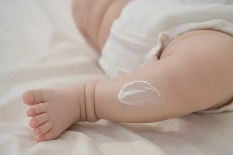 婴儿小腿偶尔起湿疹可不可以彻底自愈(图3)