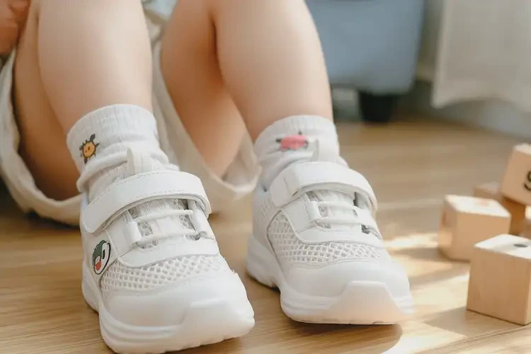 儿童脚上有湿疹能治好吗(图2)