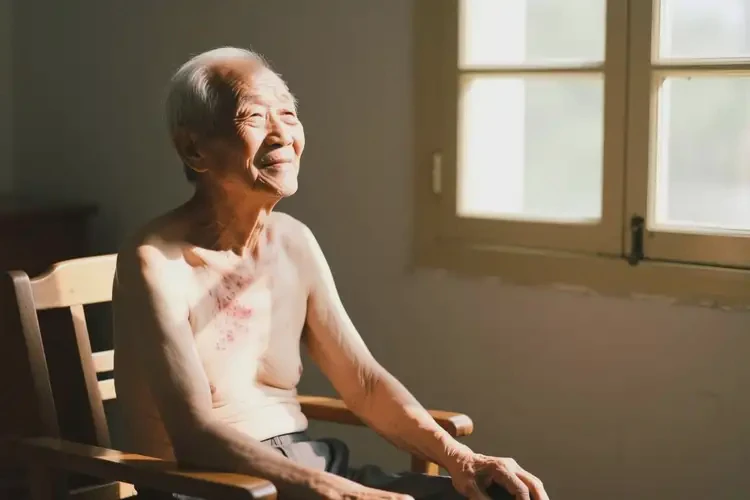 老人脖子经常长湿疹能治好吗(图3)