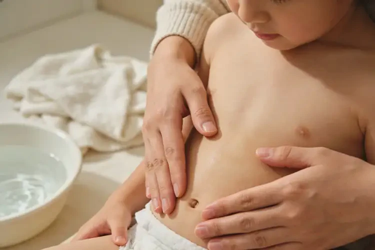 孩子肚子起湿疹能治好吗(图2)