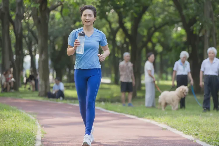 28岁中午血糖6.1是怎么回事(图2)