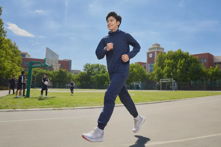 大学生肚子上经常长湿疹能治愈吗(图3)