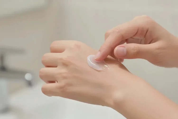 男性手臂起湿疹可以治愈吗(图2)