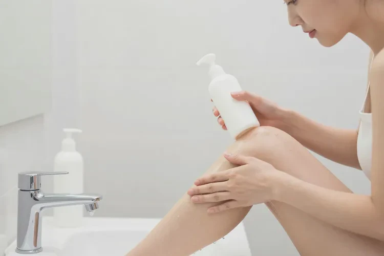 哺乳期妈妈小腿出现湿疹能治愈吗(图1)