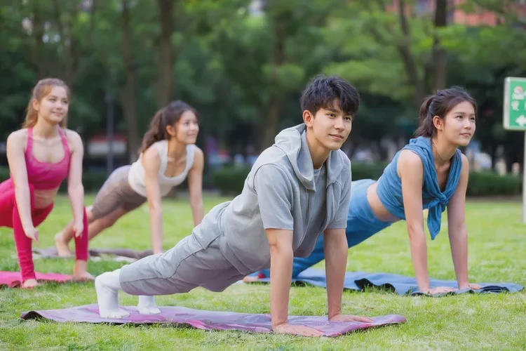 大学生脖子经常长湿疹能治愈吗(图3)