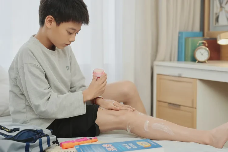 中学生小腿起湿疹能治愈吗(图3)