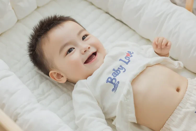 宝宝肚子上经常起湿疹能不能治愈(图2)