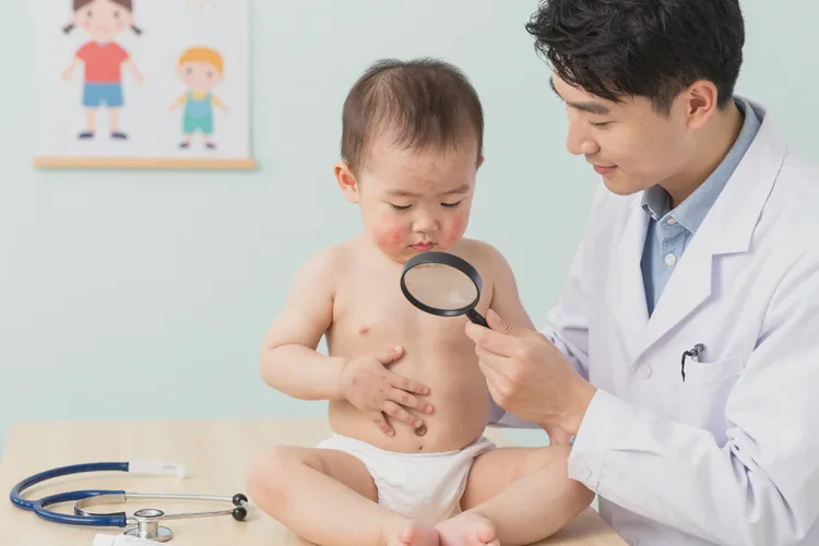 婴儿肚子上出现湿疹能不能治愈(图1)