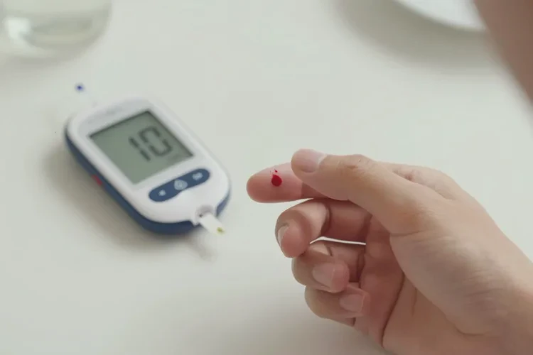 29岁中餐血糖26.9是怎么回事(图1)