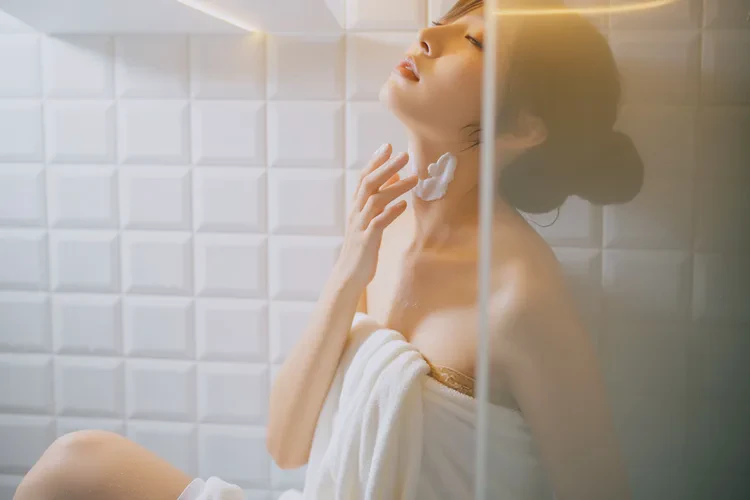 女人脖子上经常起湿疹可不可以治愈(图3)