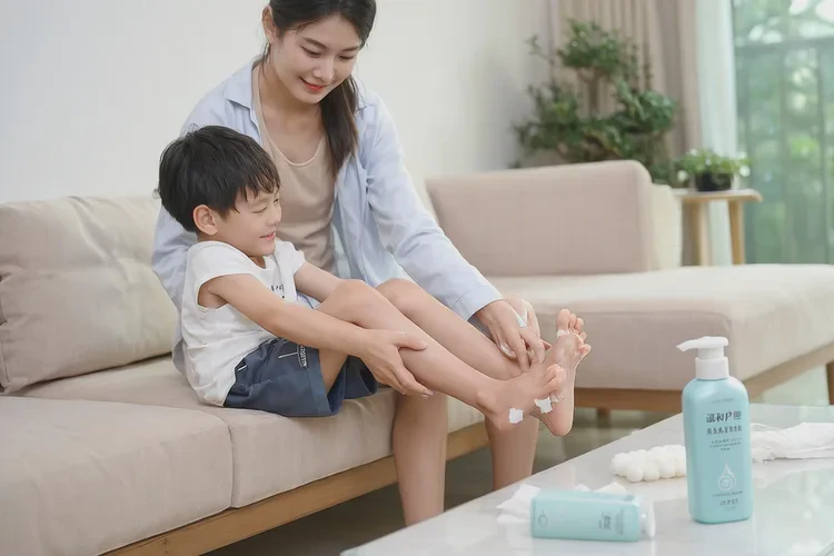 小儿脚上长湿疹能根治吗(图1)