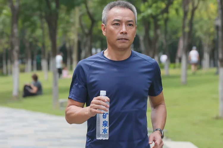 30岁晚餐血糖22.1是怎么回事(图2)