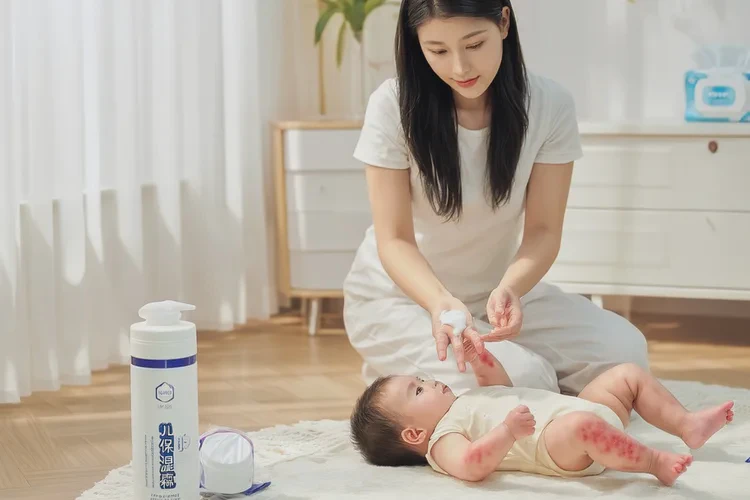 婴儿小腿上有湿疹可以根治吗(图1)