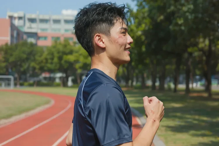 大学生脸上容易长湿疹能根治吗(图3)