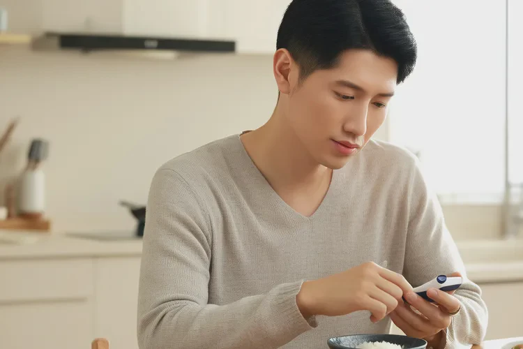 31岁晚餐血糖30.2是怎么回事(图1)