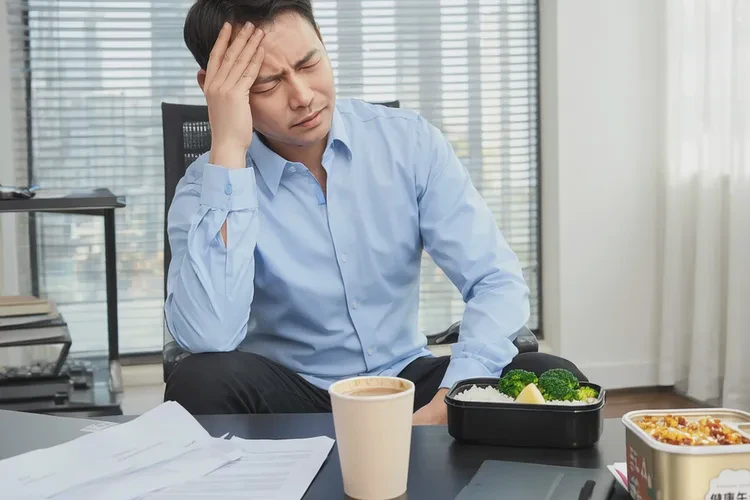 30岁中午血糖3.3是怎么回事(图1)