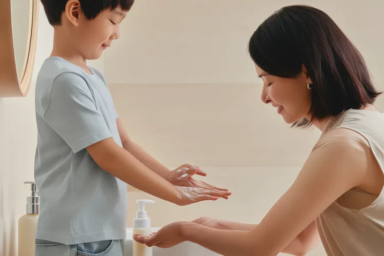 小学生手上出湿疹能根治吗(图2)