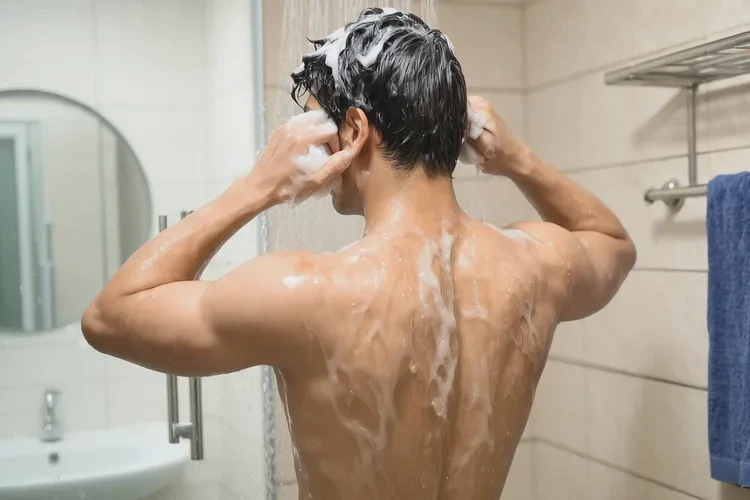 青年人小腿起湿疹能根治吗(图3)