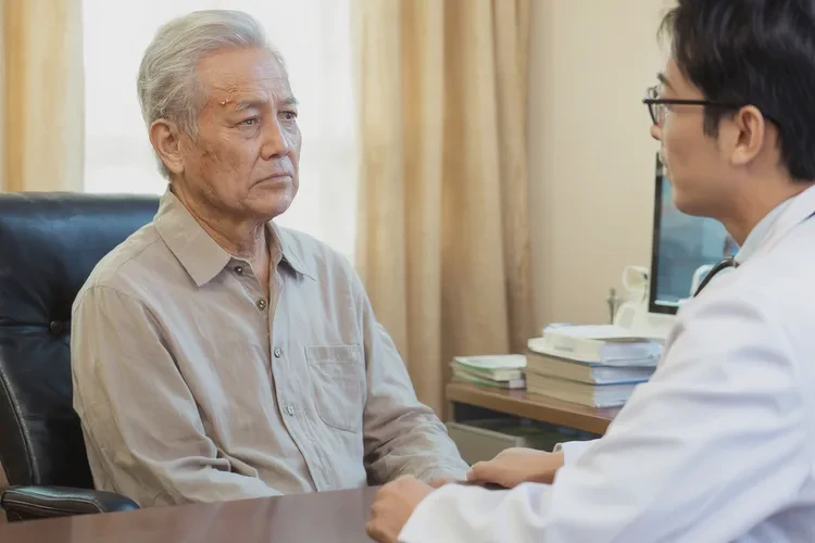 老人全身起湿疹能够根治吗(图2)