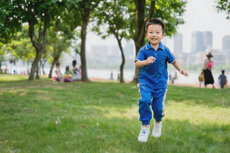 少儿脚上经常长湿疹能够根治吗(图3)