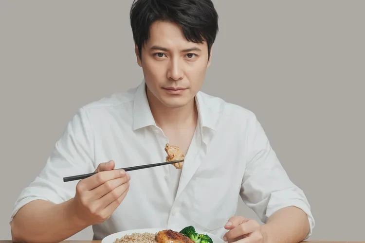 33岁晚餐血糖27.8是怎么回事(图1)