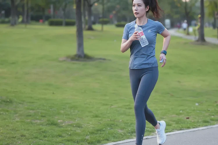 34岁早餐血糖7.9是怎么回事(图2)