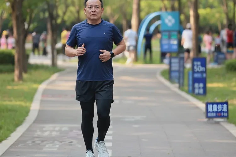 35岁晚餐血糖15.2是怎么回事(图2)