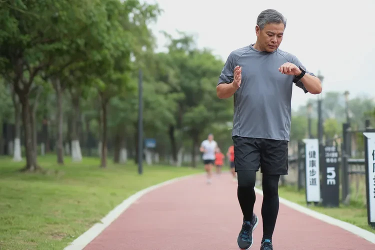 34岁睡前血糖15点3是怎么回事(图2)