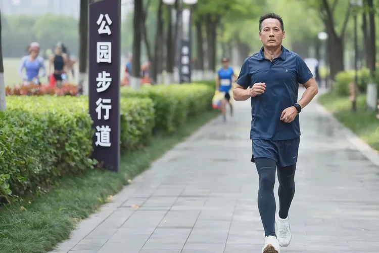 35岁中餐血糖26.1是怎么回事(图2)